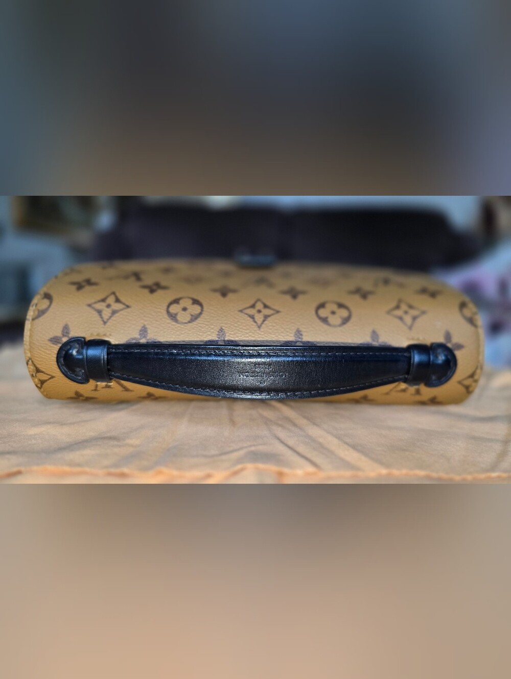 Louis Vuitton Pochette Métis Monogram Reverse - Picture 5 of 14